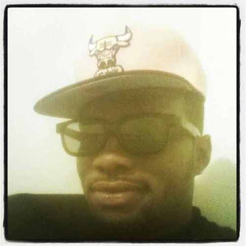 LDOTCAMPBELL's profile picture. just a youngen goin threw life's obstacles to achieve my goals, being that famous rap artist is one of em