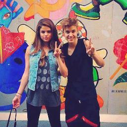 I'm a Fan basis set I have only seven, I want my idols to follow me among those @justinbieber follow me and I follow you soon. thanks