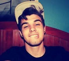 Toda patricinha sempre ama um vagabundo