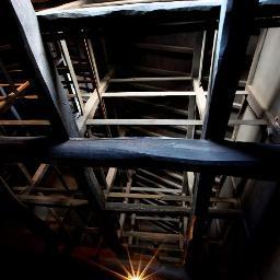 平成25年4月22日より「塩の道博物館」が「塩の道ちょうじや」としてリニューアル。 明治23年に建てられた母屋、江戸時代の土蔵。 平成29年に大町市初の国登録有形文化財に登録。