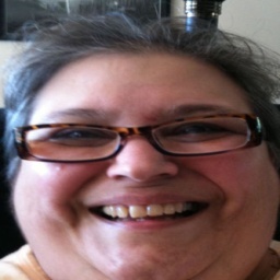 aloha I'mkeyna. be yourself, and dont judge peope if you dont know who they're really is. :)