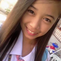 SIMPLE GIRL THAT BELONGS TO GOD ^_^