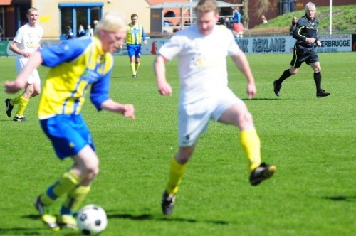 Wit, levensgenieter, voetballer als het uitkomt, houd van pils.