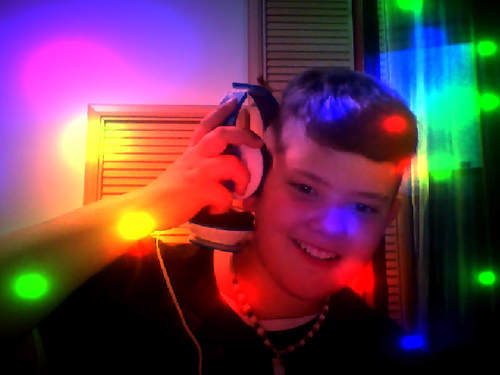 elenasalas2002's profile picture. si lees esto  as perdido la noción del tiempo xD xD jajajaja