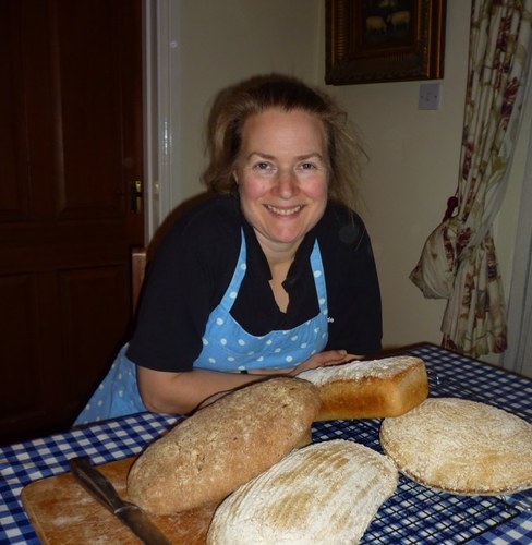 Use to love to bake often but now do very little. Sadly can now only have memories of my Petit Bassett (RIP little boy) but still enjoy life's simple pleasures.
