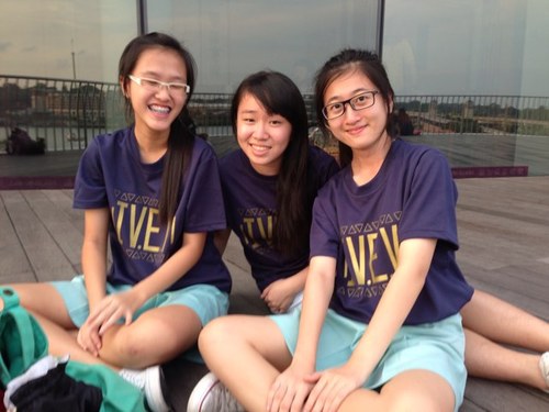 Jiaqihuanggg's profile picture. Just smile & everything will be okay :)