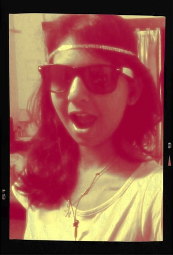just a girl who believes that dreams do come true! oh..n yes...I absolutely love movies n music!