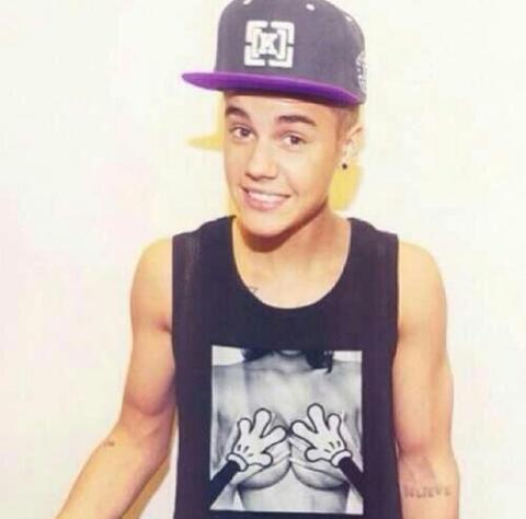 @justinbieber and @codysimpson are basically my life.