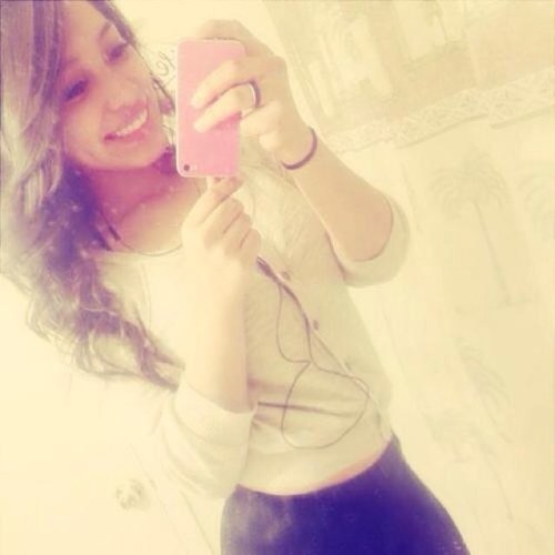 Hey Im Marilyn Martinez I Play Scoccer &Im 16 Yeah Buddy.! Lol Ummm I Like To Party &Shop :) &I Am Single I Just Dont Have Time For Love Right Now& Yea Bye(: