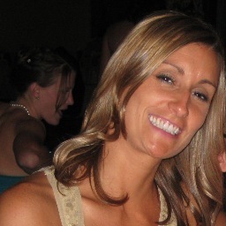 High school English and reading teacher, runner, triathlete, world traveler, lover of Chicago and food