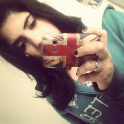sou uma meniina mtoo legau rs' 
meu nuumeroo 974366169 vivo
