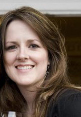 alydesigns's profile picture. Freelance Graphic Designer ... whut.