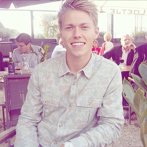 Fanaccount. Ik tweet dingen over AJAX én Viktor Fischer.