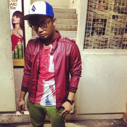 A cool guy. Where he see's & knew its cool, that's when everything becomes cool~