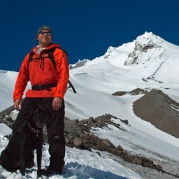 An Oregon writer and author of the book, On Mount Hood. (Sasquatch Books, June 2011 and 2013) Copywriter @GardPDX, former real estate reporter @PDXBizjournal.