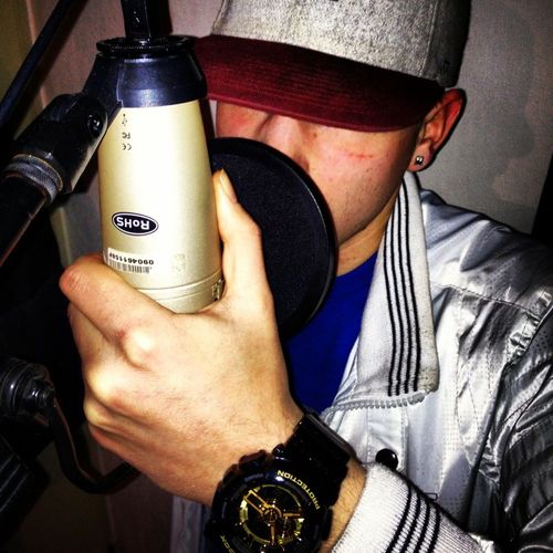 19 Years|Rapper|Songwriter|Producer|TEAM FOLLOWBACK!|