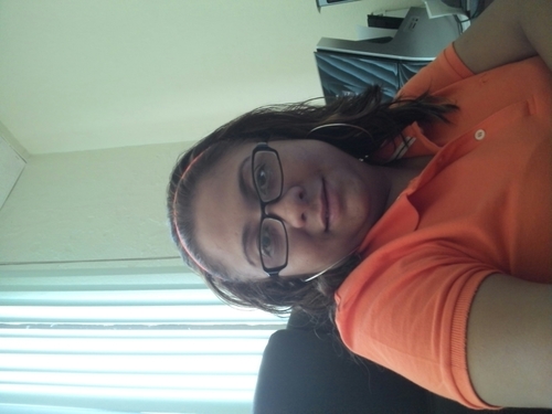 adrianitaleonp's profile picture. Me encanta salir con mis amigos