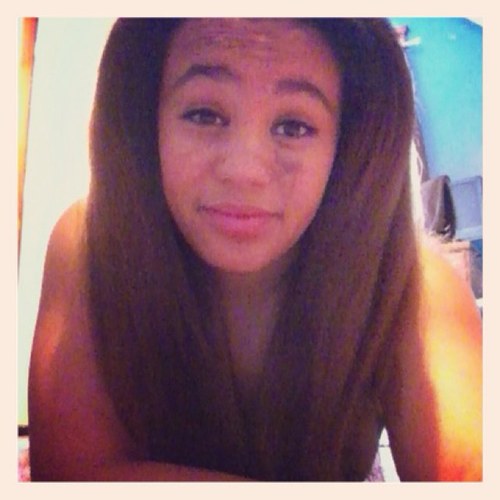 I need more followers FOLLOW me ill follow back. I lovee cookies js lol...