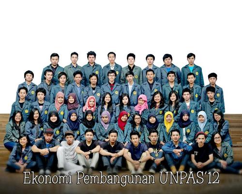 EPunpas2012's profile picture. Ekonomi Pembangunan Universitas Pasundan 2012. Para Mahasiswa yang IPK-nya terancam cumloude | Dulur Salawasna, Sabobot Sapihanean♡