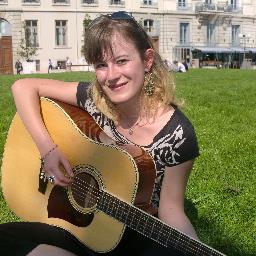Hello everybody!!! My name is Orianne, I am beliebers and simpsonizers:) my passions: discuss with my friends and the fantasy movies and the fiction 3