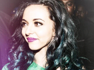 Mixer,,Belieber,Directioner :)
  Ask for a follow ;)  Followed by @carlyraejepsen :) x
  0/5 of the Jellybabies follow me !