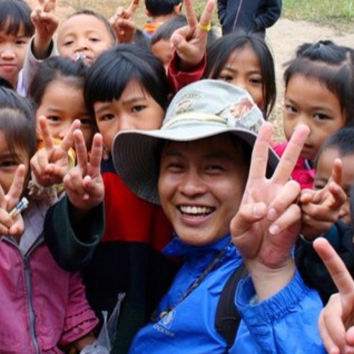 세계 여행 5년 | 외국인 노동자 1년 | 여행작가 3년 | 도보여행 1년 | 자전거 여행 1년 | 여행기자 1년 | 작은 벤처회사 대표 & 여행은 ING~ 우리 친구먹어요~