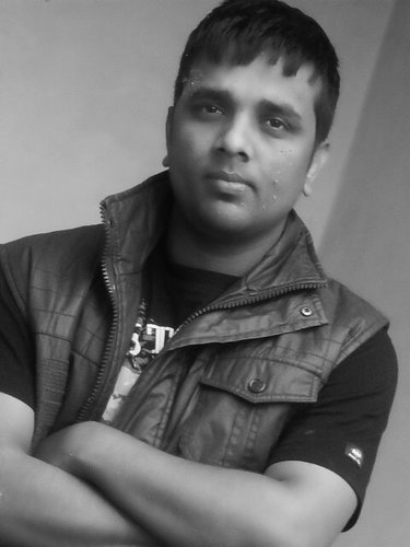 santoshhrajput's profile picture. Simple Man