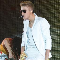 AKachnic's profile picture. Will achieve what you want ,if you will aim for that with all your heart
-Justin Bieber