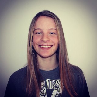 Heeyy, I'm Sara! Feel free to follow me. I'm danish, and loooove handball. Instagram: hoffiiiiiiiii