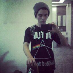 Meu Nome é Alexandre Rafael Da Costa 
Tenho 19 Anos , Moro Em Jlle

Eu Gosto de Ouvir Rock , Ver Animes , Andar De long , Ficar No Face e Ir Ao Shopping .