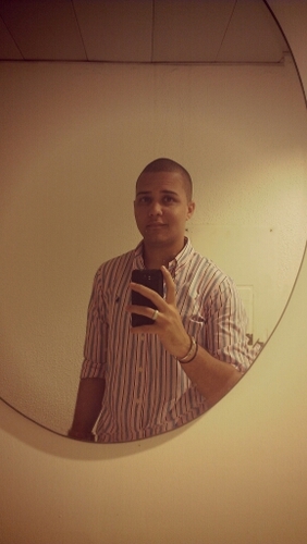 Dominicano de pura cepa Simpático...Cariñoso... Directo...Sin pelos en la lengua WhatsApp: ask me Instagram @yhancarloaquino