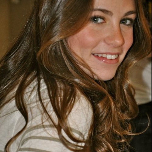 carolinaglezr's profile picture. 