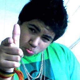 Quando eu passo nego aponta
Se me viram nego conta
Meus vizinho fazem ronda mas não acham nem a sombra ♪