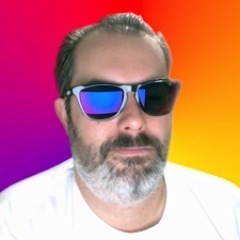 EmiG310's profile picture. Computer Jockey