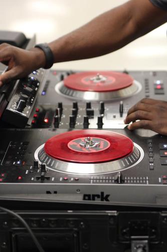 DJ Jewelz - DJ and owner of Renaissance Enterprises providing music services to weddings, bars, events and parties