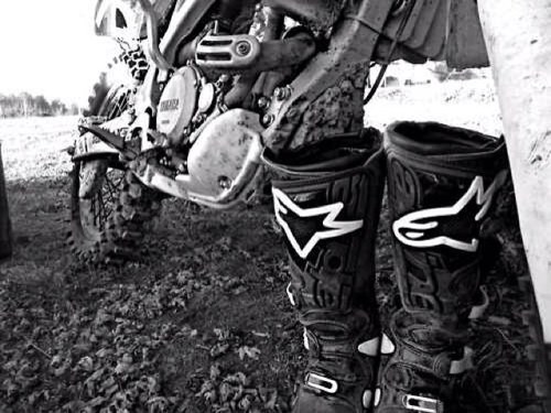 Living the dream hunting,fishing and mudding. Its not a good day till you ride. Forever holding hands with @BrownHair_LuvIt Father to an angel in heaven now