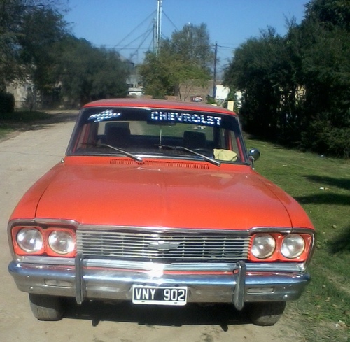 mi auto es hermoso igual q el dueño jaja