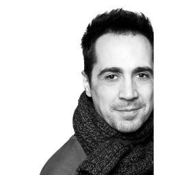 Brand booster and design manager : innovation is a brand adventure based on user's experiences and generated by designers !
