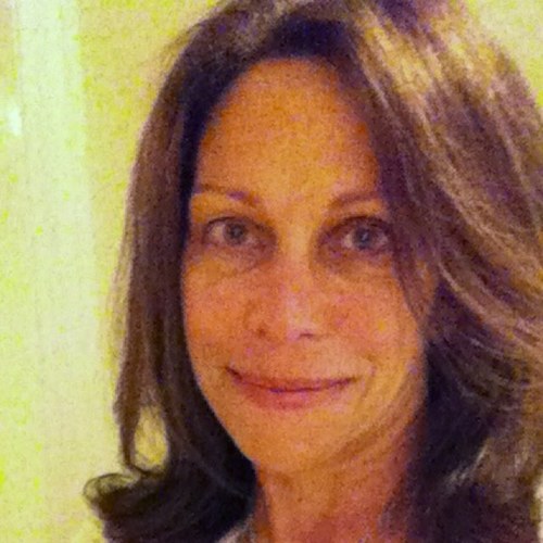 Sales Representative in the Sporting Goods, fashion and footwear industry. Loves family, NYC, fitness,Lake George, love, NJ, life and Ithaca.