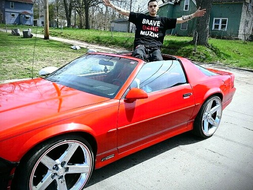 Blow_My_Sox1's profile picture. Gettin$$$feedin the fam...BRAVE GANG MUZIK #BGM #SES http://t.co/wRu5C66RzL follow my hittaz @coo_rudeboy_360 @Muddy_waters6 @mrwaypastgone_ @watch_yo_BITCH