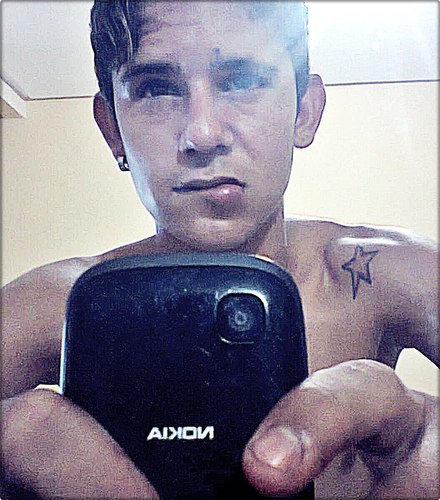 Enjoado, bipolar, bobo, autentico, explosivo, verdadeiro, feioso, solteiro!