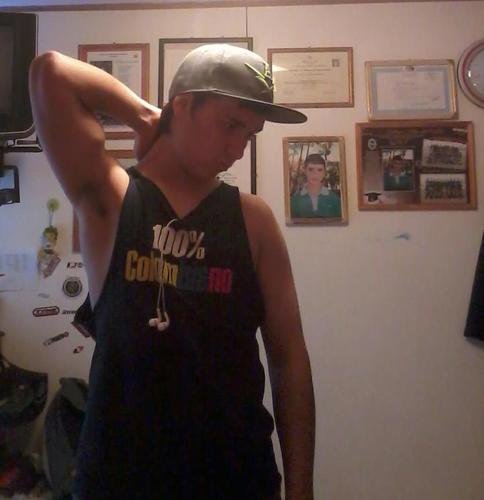 holaa *---* me gusta andar en bmx, me sigues y te sigo http://t.co/F9CrBTVHZC  
http://t.co/yzxiTBuYKd?…