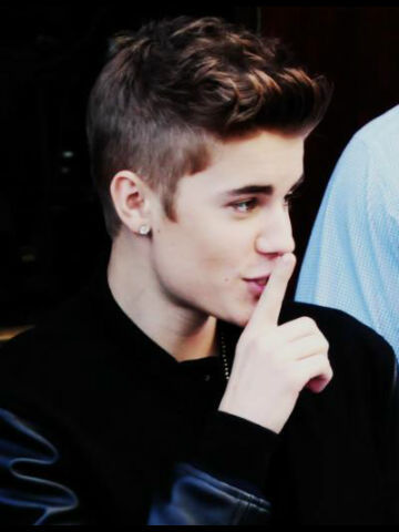 Belieber~account to search sponsor for BIG QUIZ 17 MAY 2013:)
