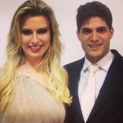 Sou Vilanelli. Nanda e Dé' Tenho meu grande amor: DEUS. Sou louca, e impulssiva. SINCE: 13/01/13 - Trabalho com Fotografia Studio AP Foto e Video RJ