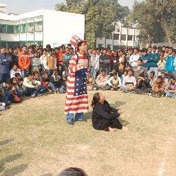 Taught at Delhi University, researcher of religious nationalism, persecution of women/Dalits & street theatre activist.
https://t.co/Gc0yHP8wz8