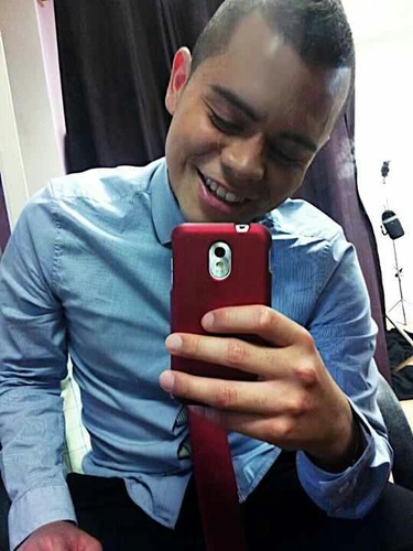 20yrsLatino|LA|persistent|Love life|Everything have or want I work for|Never give up|Courageous|Passionate|Idealistic