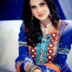 http://t.co/gatXTbNG7o is  Magazine with Fashion News,Current affair ,Sports, Showbiz News, Food Recipes,shoes, jewellery and  new Fashion in Pakistan