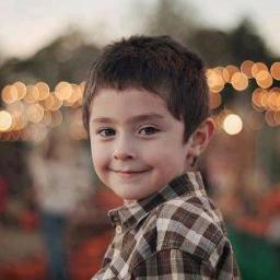 لبيك اللهم لبيك .. لبيك لا شريك لك لبيك.. لا ملجأ ولا منجى من الدنيا إلا إليك .. والخير كله بيديك ..  فيا واصل المنقطعين أوصلنا إليك