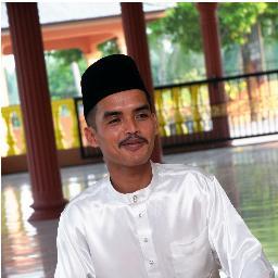 semalam sudah berlalu,ianya hanya tinggal sejarah..esok blum tentu..yang pastinya hari ini adalah perjuangan,esok adalah pengharapan dan lusa adalah kemenangan