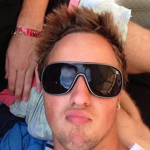 lanewarner's profile picture. Paramedicine student at AUT